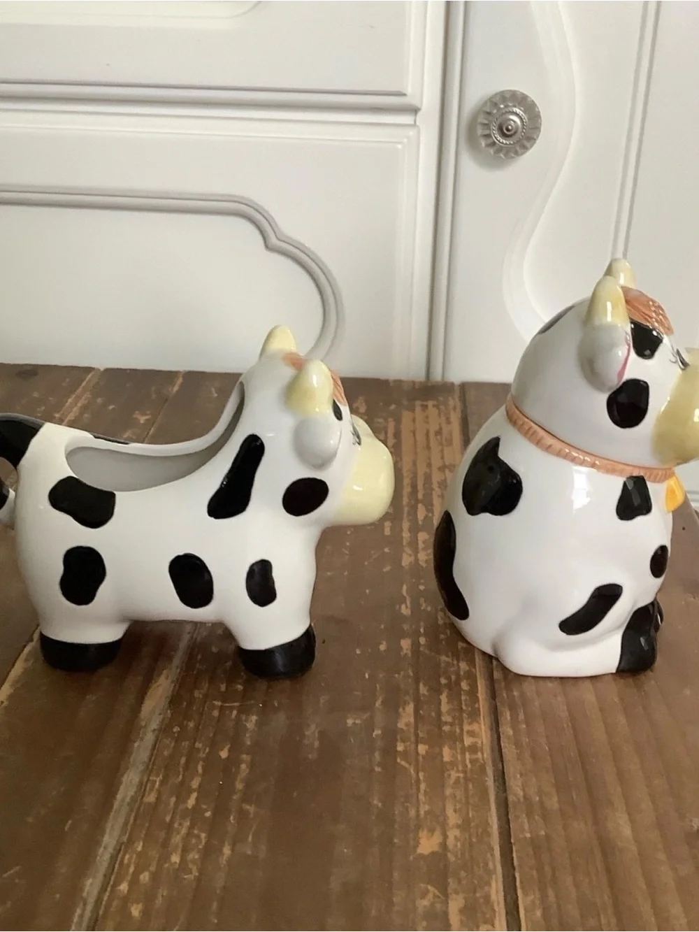 Ceramic Cow creamer and sugar set